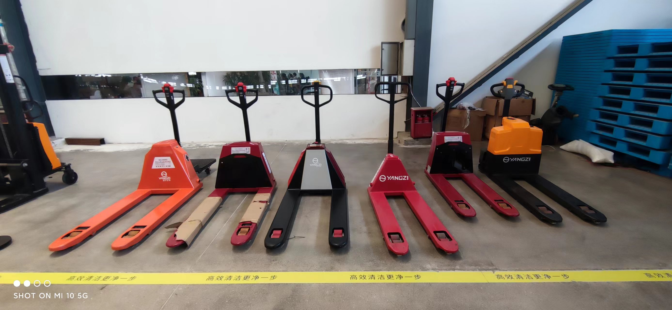 電動(dòng)叉車(chē)價(jià)格與哪些因素相關(guān)？